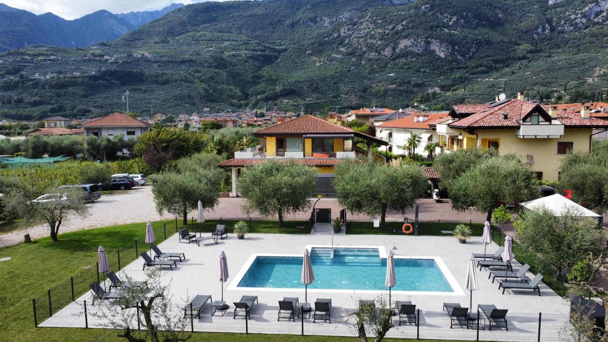 Arcovacanze Aparthotel Arco